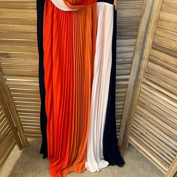 NWT AMUR Kade Pleated Maxi Dress Size 14 - Picture 7 of 10